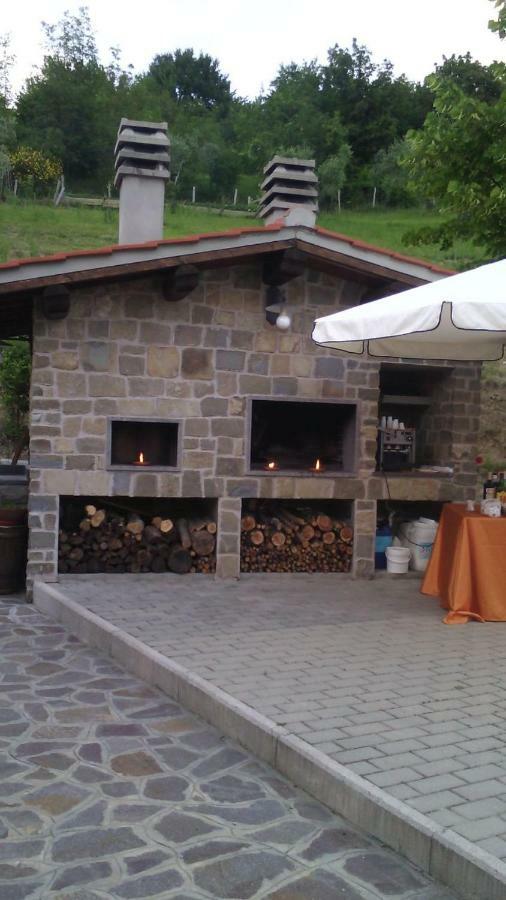 B&B Il Pozzo Di Celle Vernio Bagian luar foto