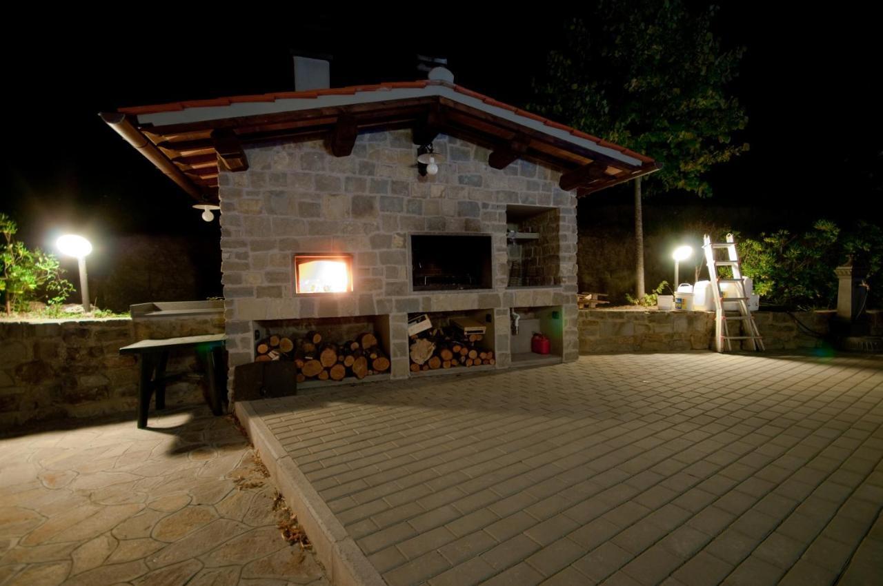 B&B Il Pozzo Di Celle Vernio Bagian luar foto